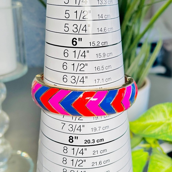 SALE Group of Vintage to Modern Art Deco Statement Bracelets, Set of 10 - Picture 15 of 16